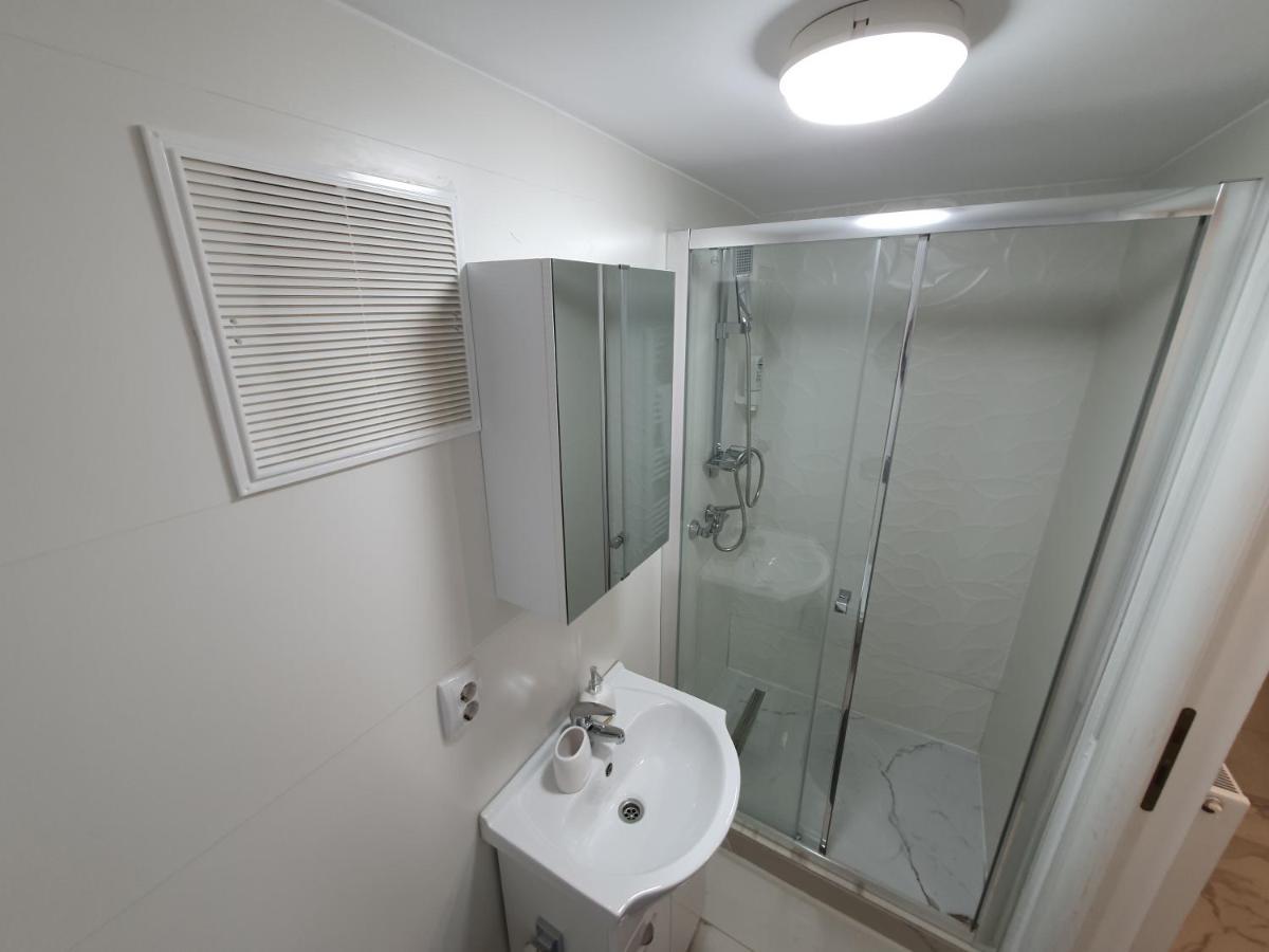 Aparthotel Arena Kaloşvar Dış mekan fotoğraf